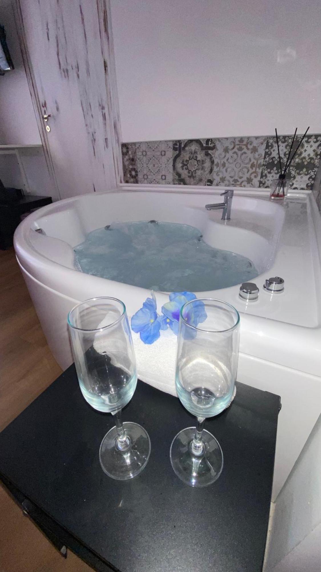 Suitesicily Rooms Palermo Алтавила Миличиа Екстериор снимка