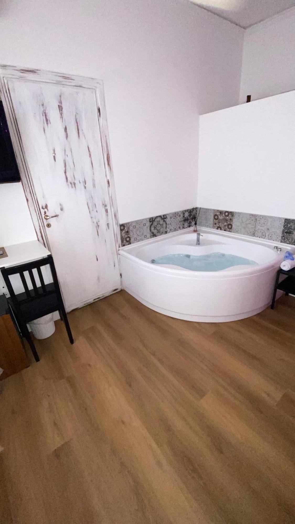 Suitesicily Rooms Palermo Алтавила Миличиа Екстериор снимка
